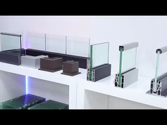 Grijze aluminium U-kanaal glazen leuning 10 mm dik raamloze glazen balustrade