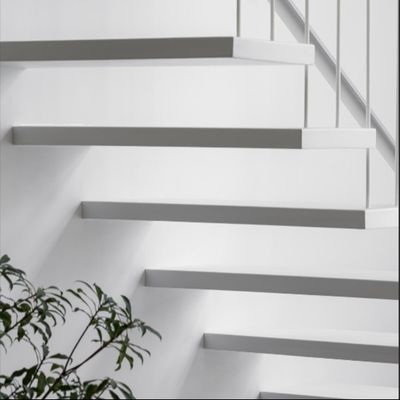 Op maat gemaakte moderne design drijvende trap met kwartsvoet en onzichtbare mono-stringer