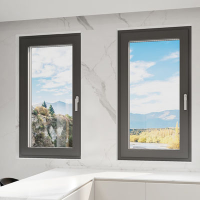 Gepersonaliseerde woning met openingsruimte Venster gemakkelijk te installeren