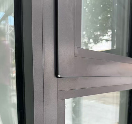 Waterdicht aluminium schommelvenster gelamineerd glas venster schommels open