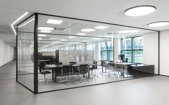 Moderne ontwerp glas scheidingswand geluidsdicht commercieel glas scheidingswand