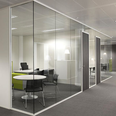 Moderne ontwerp glas scheidingswand geluidsdicht commercieel glas scheidingswand
