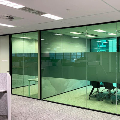 Commerciële raamloze glazen kantorenmuren Aanpasbaar gekleurd glas
