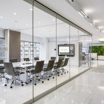 Op maat gemaakte 8 mm glazen deuren stofbestendig en geluidsisolatief