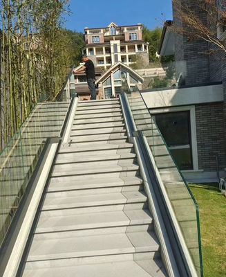 Lamel Buitenglas Balkonbalustrade Met Aluminium U-vorm Kanaal