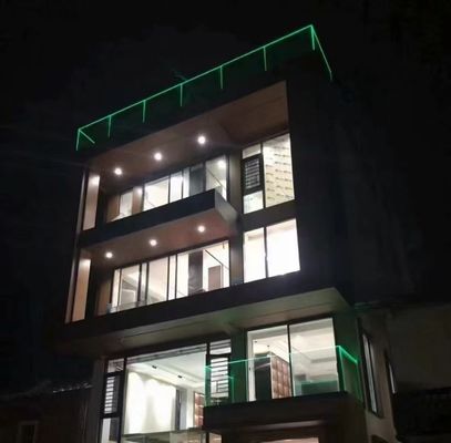 Gemakkelijk te installeren Aluminium U-kanaal glazen leuning Modern met LED-licht