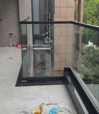 Versatile aluminium U-kanaal glasrail binnenshuis aluminium glazen balustrade