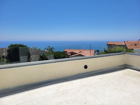 SGCC gehard glas U-kanaal glasbalustrade stabiele structuur LED-licht