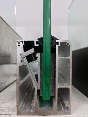 Aluminium U-kanaal glazen balustrade weerbestendig voor buiten