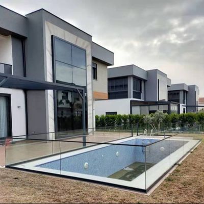 Open View Frameless Glazen U-kanaal Reling met LED-verlichting en meer dan 5 jaar garantie