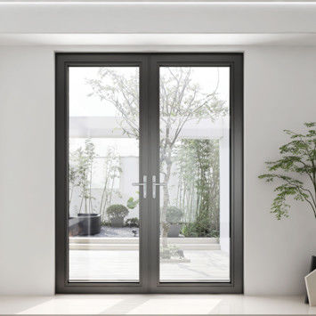 Hoogwaardige aluminiumlegering 6063-T5 schommeldeur voor commerciële en residentiële omgevingen met aanpasbare hardware-accessoires