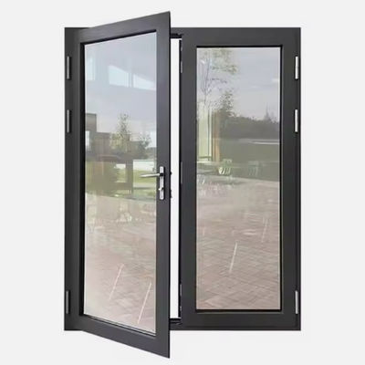 Robuuste design Winddicht metalen schommeldeur voor hotelcorridors Poeder gecoate oppervlakte afwerking en insectenbescherming inbegrepen
