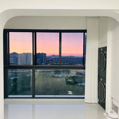 Op maat gemaakte dubbele beglazing zwart raam aluminium schuifvenster met roestvrijstalen hardware ontwerp