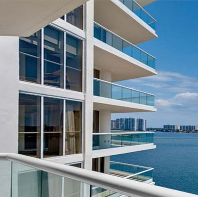 Anti-orkaan Veiligheid Gehard Gelaagd Glas Buitenreling Balustrade Voor Balkon