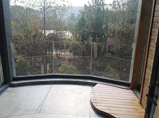 Compact aluminium U-kanaal glazen leuning waterdicht aluminium glazen balustrade
